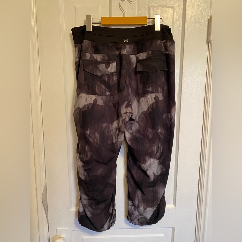 Kyodan Rushed Capri Pant - Picture 4 of 5
